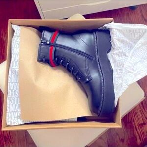 Steve Madden Bettyy Black Combat Boots Size 8 BRAND NEW
